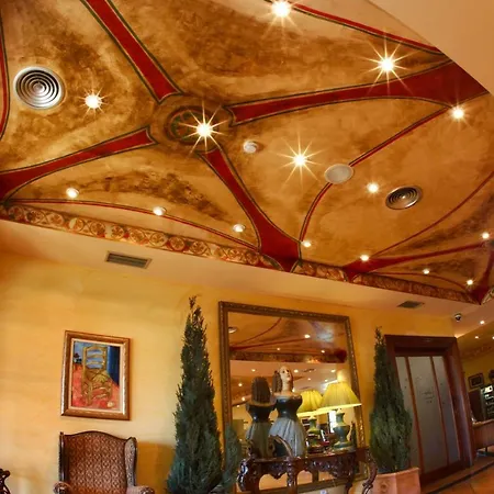 Club Condal 4* Comillas